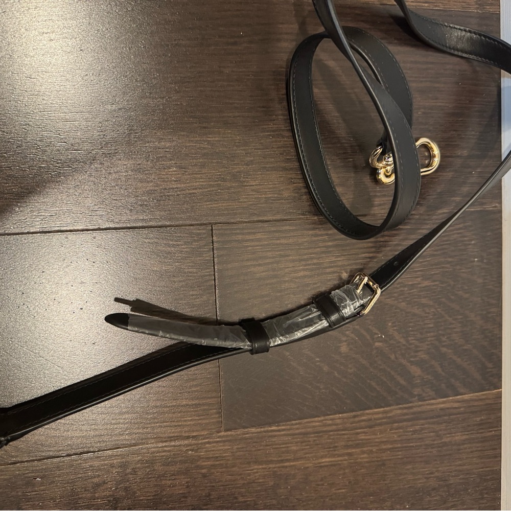πCoach Black Leather Satchel - Picture 10 of 12